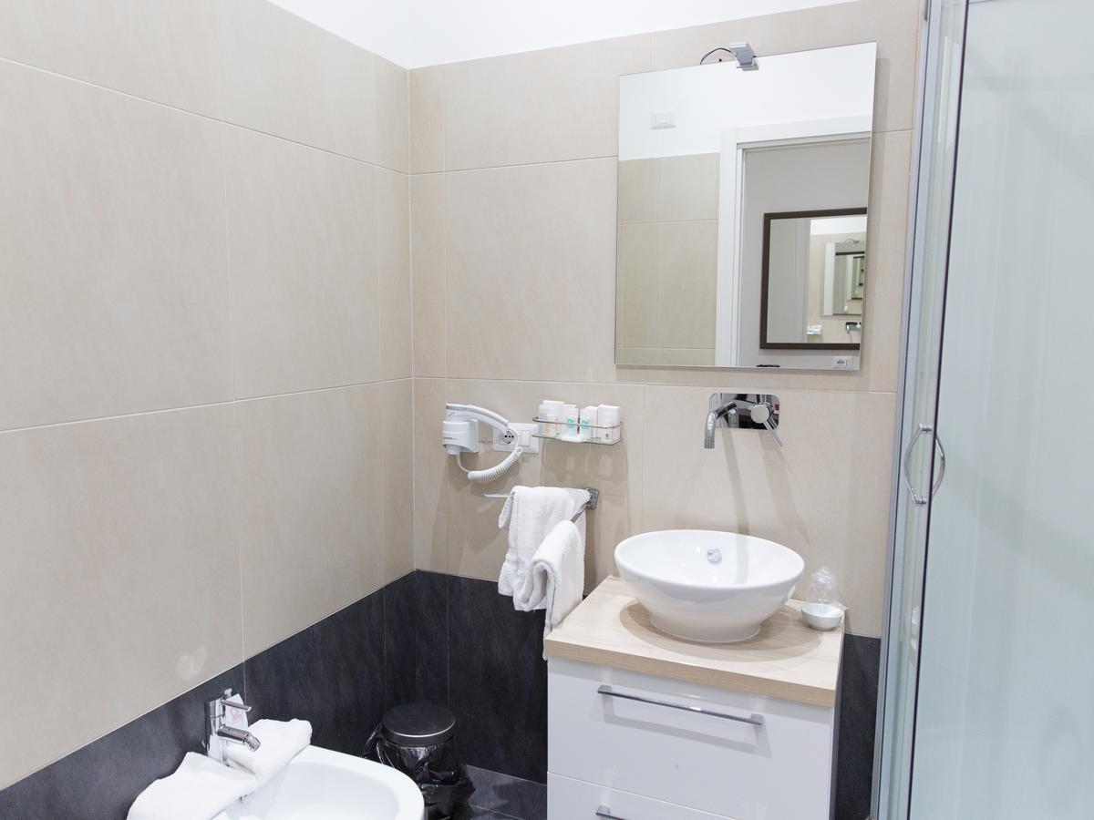 Venustas Roma Hotel المظهر الخارجي الصورة